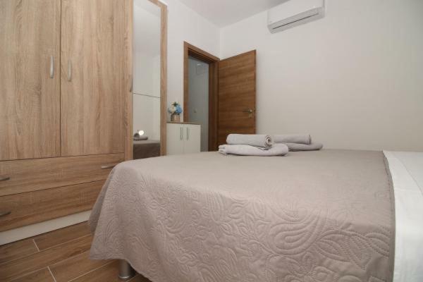 Appartement Mara à Rogoznica  Extérieur photo
