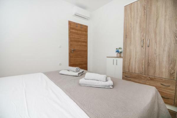 Appartement Mara à Rogoznica  Extérieur photo